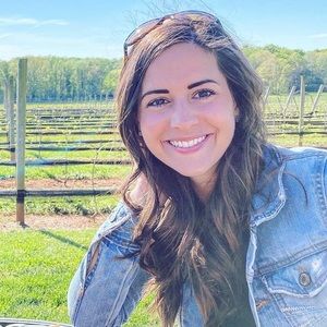 Meet your Posher, Valerie